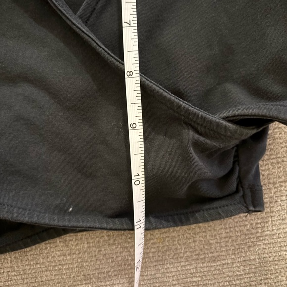 Urban Outfitters Black Long Sleeve Women's Crop Top - Picture 6 of 7